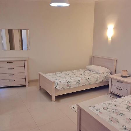 Seabreeze Waterfront Flat Leilighet Zebbug  Eksteriør bilde